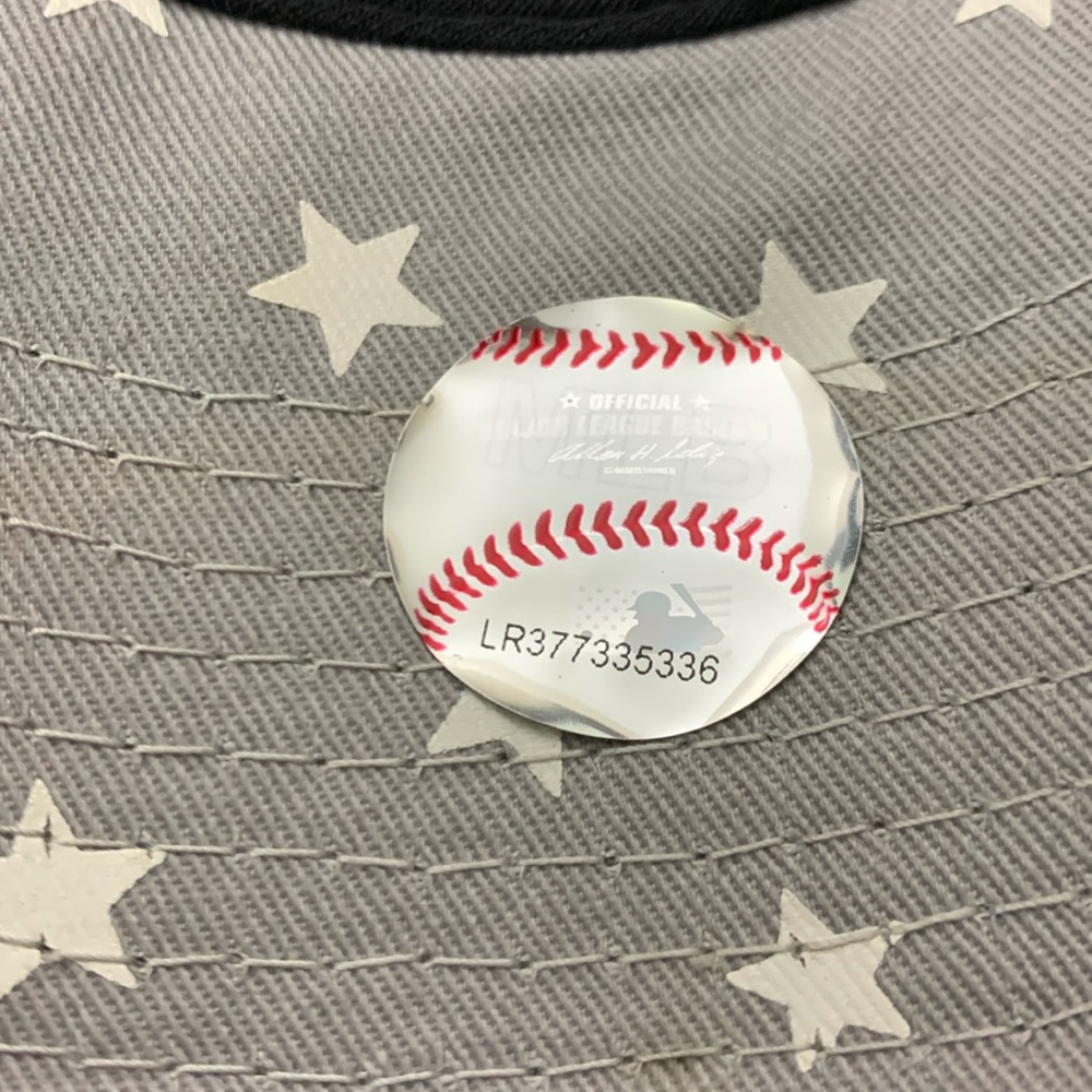 New York Yankees Bling Sequined Hat - Picture 9 of 13